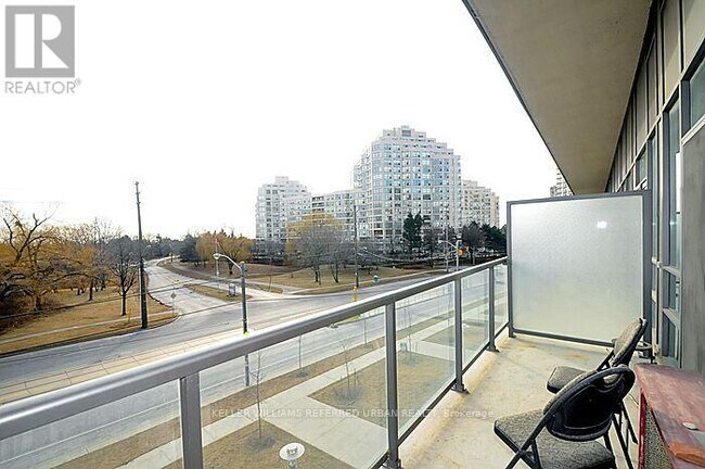 Building Photo - 604-2240-2240 Lake Shore Blvd W