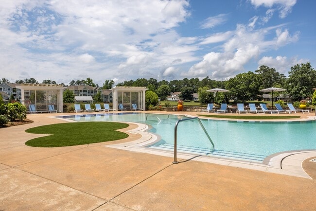 Apartamentos Lakeside Village - Lakeside Village Apartments