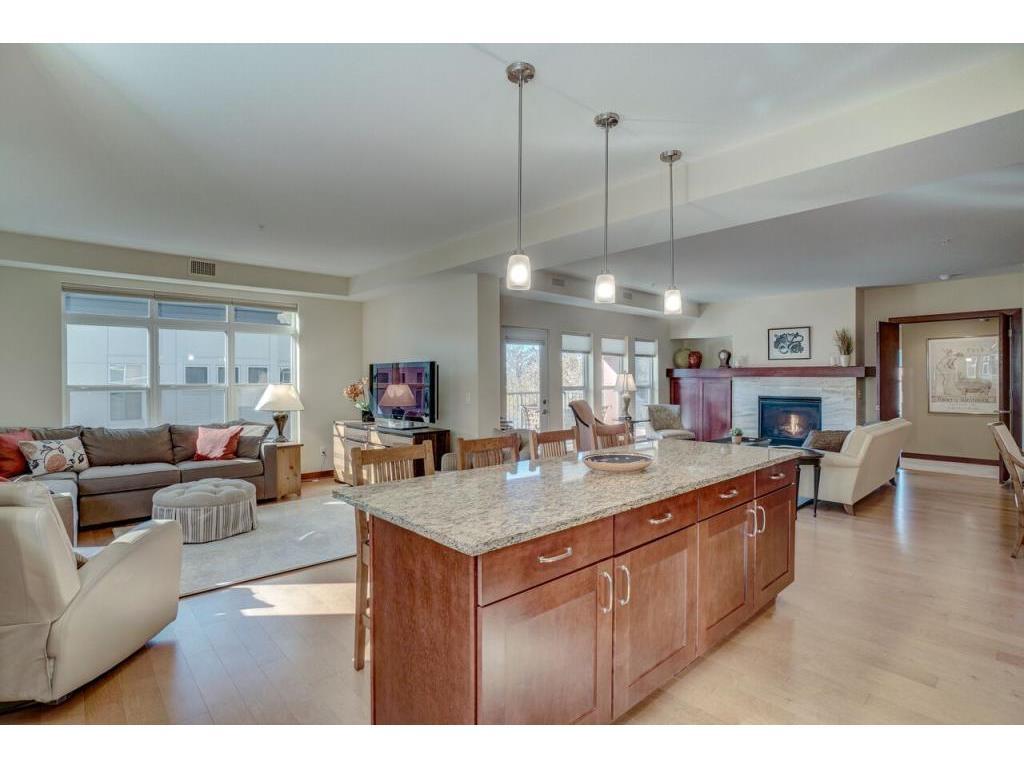 Primary Photo - 215 Otis Avenue