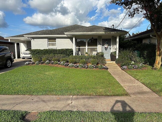 Building Photo - 1349 Ocean Dr