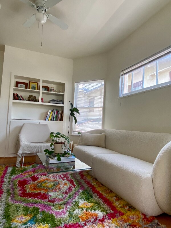 Foto principal - 31 1/2 Clubhouse Ave
