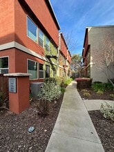 Building Photo - 789 Carbon Ct