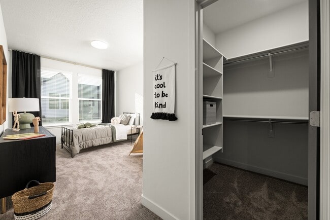 Building Photo - Calypso Townhomes