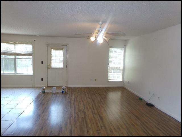 Building Photo - 109 Timberlake Dr