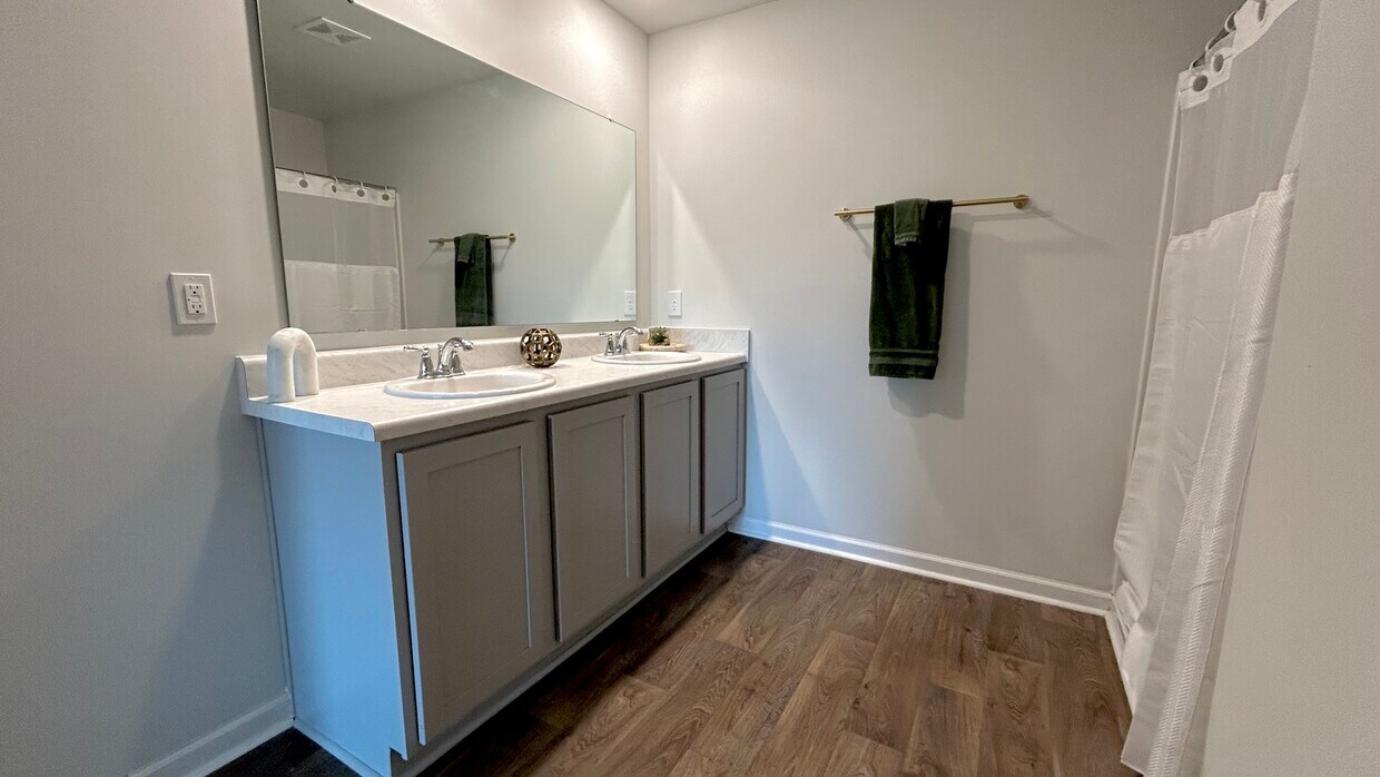 Foto principal - 1146 King Eider Wy