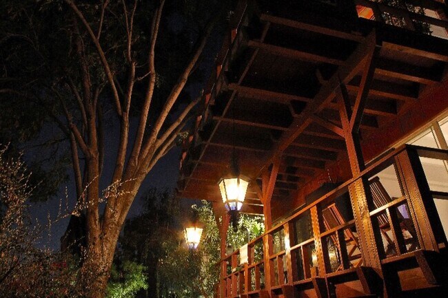 Building Photo - 6849 Alta Loma Terrace