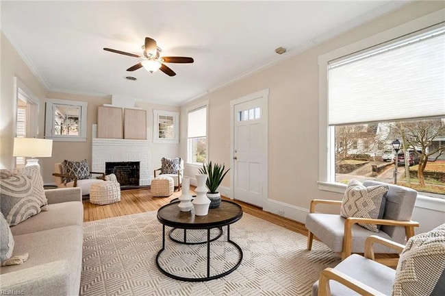 Building Photo - 732 Maryland Ave