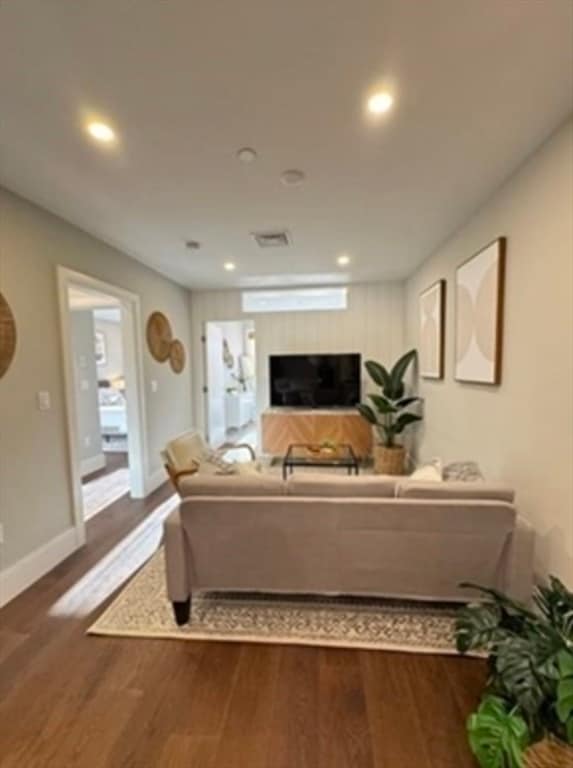 Building Photo - 480 W Broadway