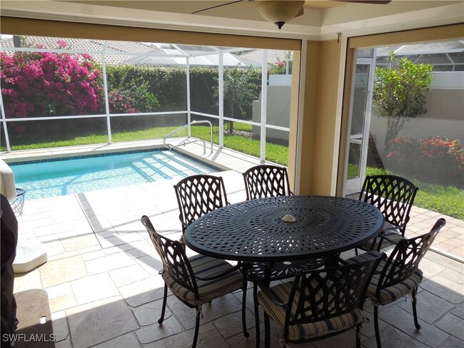 Building Photo - 4238 Redonda Ln