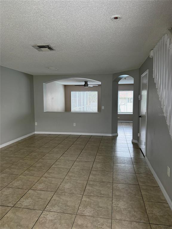 Building Photo - 14235 Sun Bay Dr