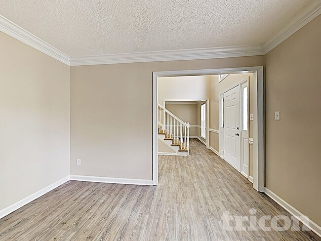 Foto del edificio - 9010 Whitetail Ct