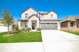 Building Photo - 223 Rosewood Dr