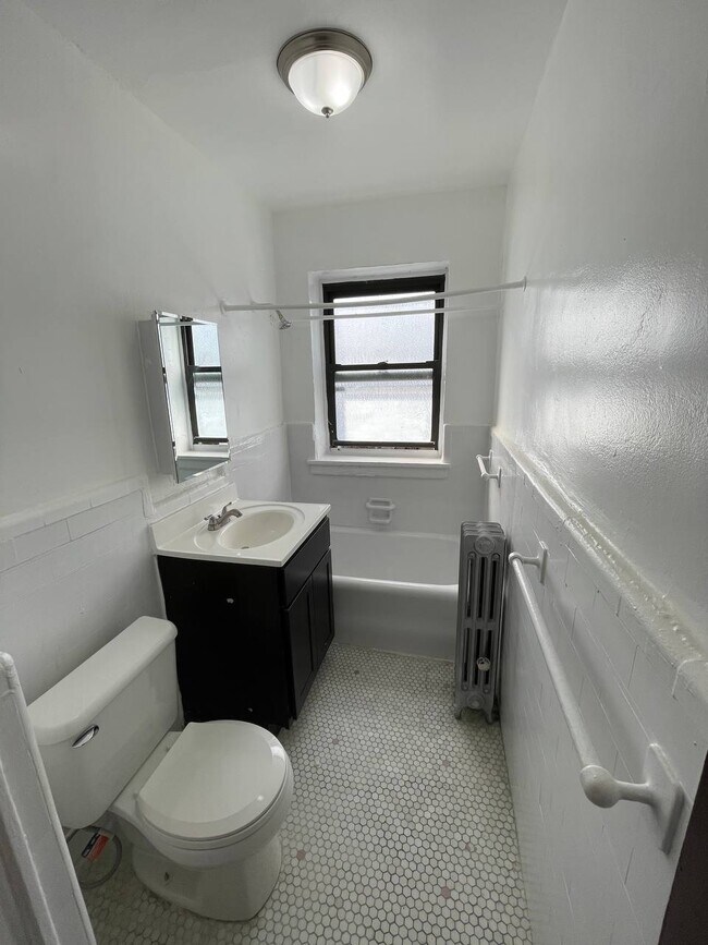 Foto del edificio - 8249 S Evans Ave