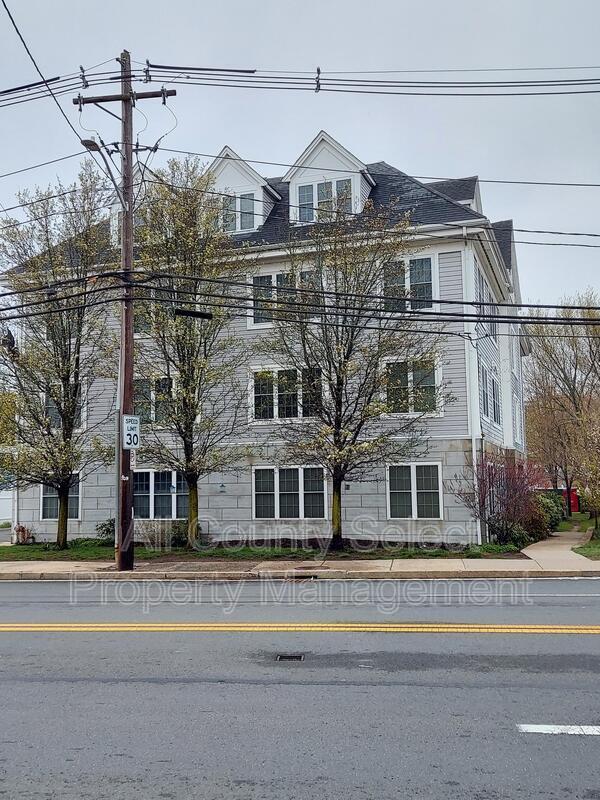 Photo - 103 Elliott St