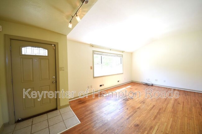 Building Photo - 8356 Cape View Ct