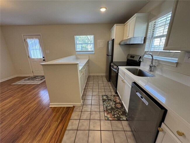 Foto del edificio - 262 McDonald Ave