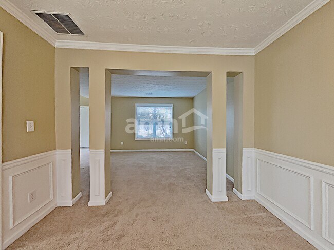 Building Photo - 1672 Amhearst Mill Drive