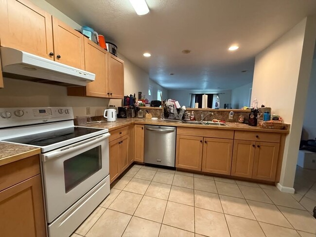 Building Photo - 231 Pennsylvania Ave