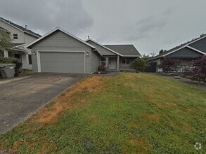 Building Photo - 3147 Quail Ave SE