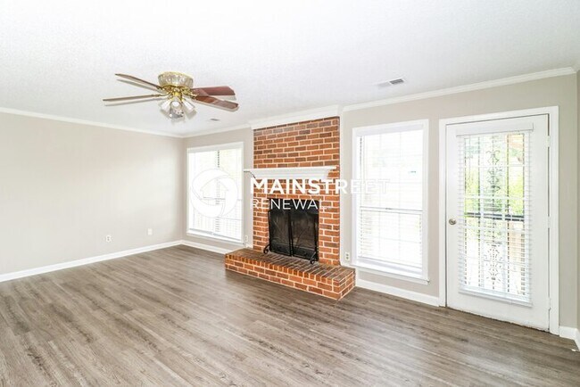Building Photo - 4 Bedroom Pet-Friendly Home in Memphis, TN...