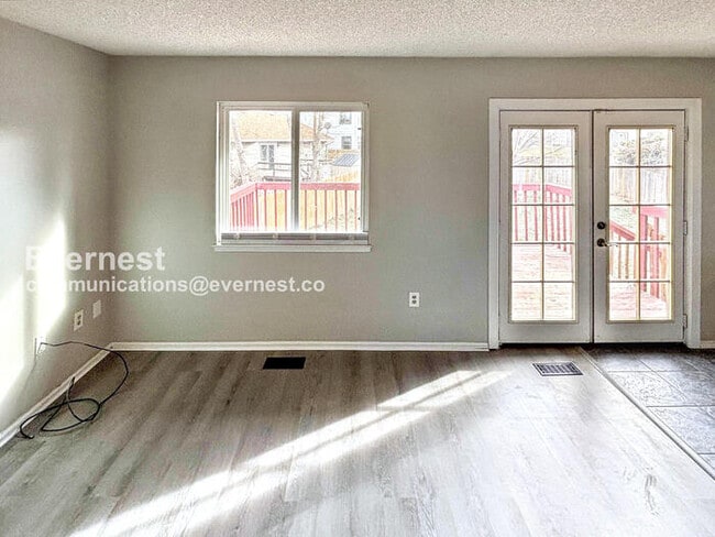 Building Photo - 18988 E Montana Pl