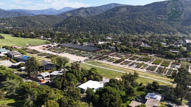 Building Photo - Spacious Two Bedroom Home on Carmel Valley...