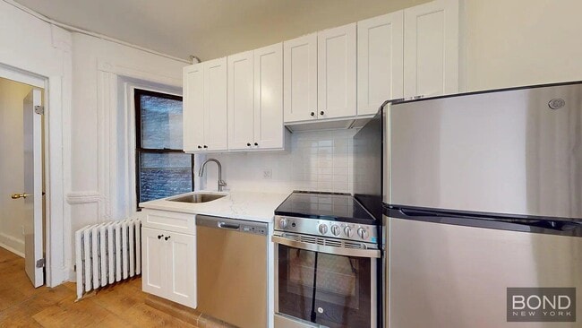 Building Photo - 588 Amsterdam Ave