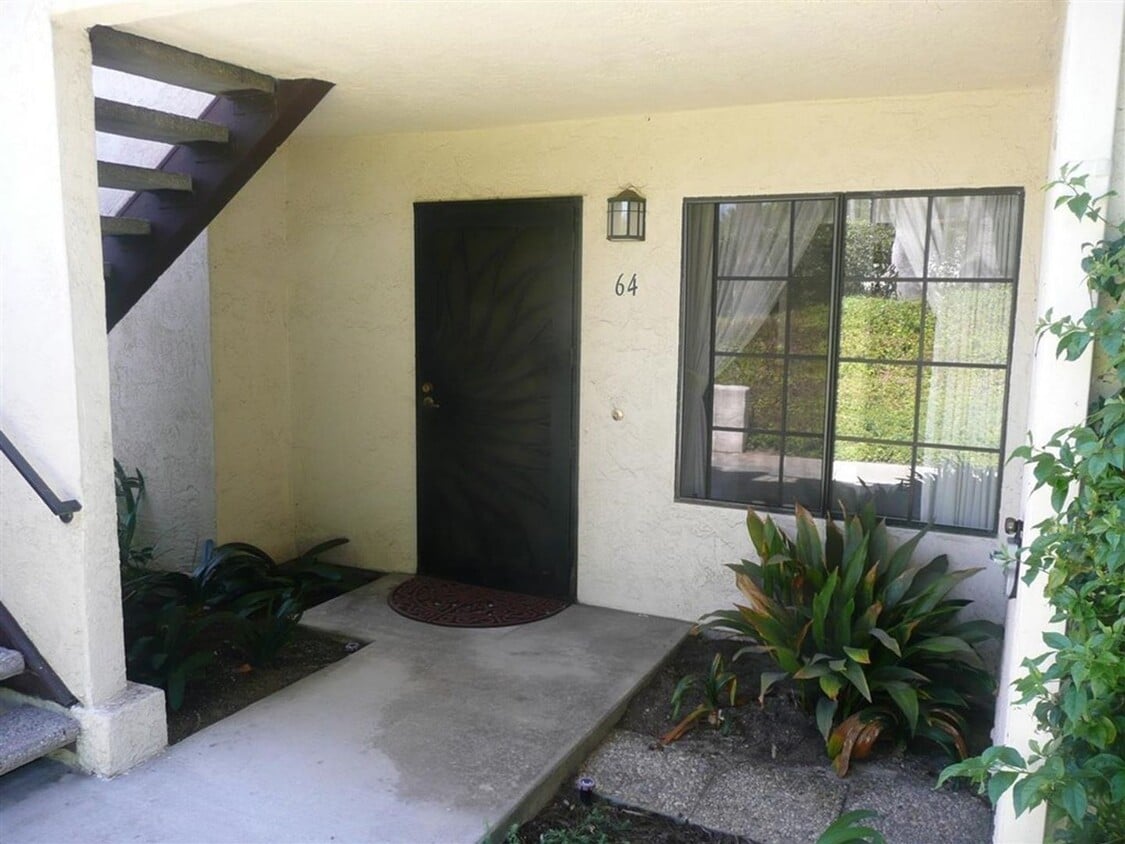 Primary Photo - 2-Bedroom 1-Bathroom La Jolla UTC Condo wi...