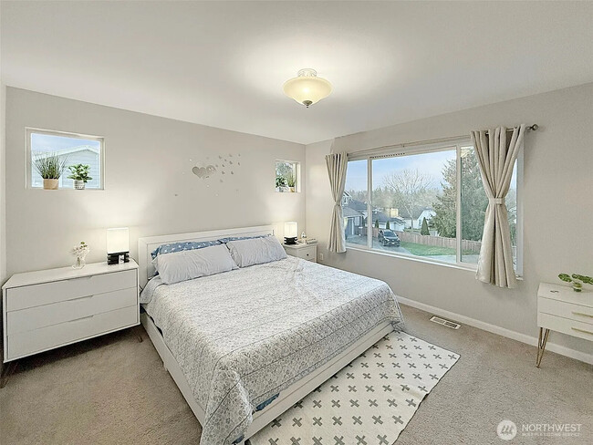 Building Photo - 12102 SE 314th Pl