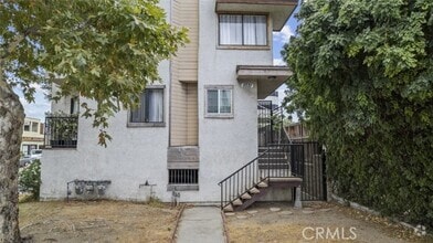 Building Photo - 1031 Mariposa St