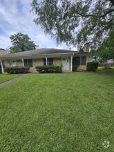 Building Photo - 4624 Leisure Ln