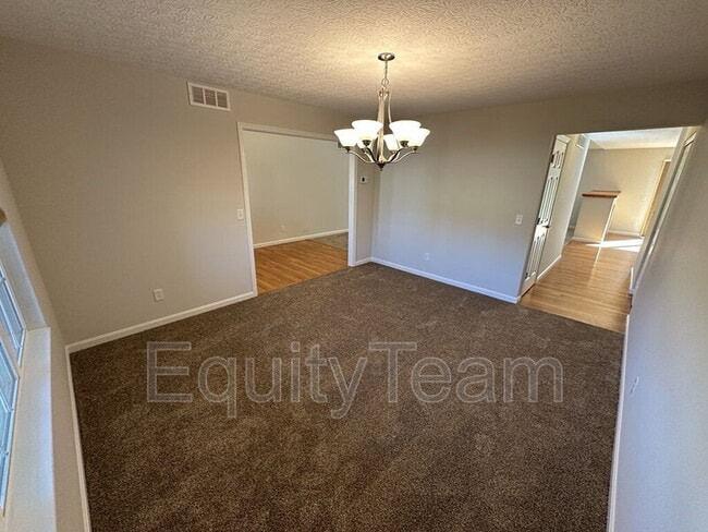 Building Photo - 1874 Park Pl