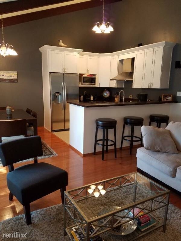 Primary Photo - 2 br, 1 bath Townhome - 377 Westcliffe Cir