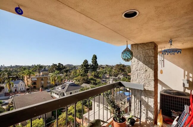 Foto del edificio - 2 Bed, 2 Bath Condo-Triana complex in Bank...