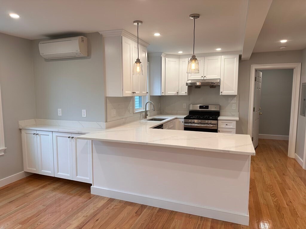 Foto principal - 226 Arlington St