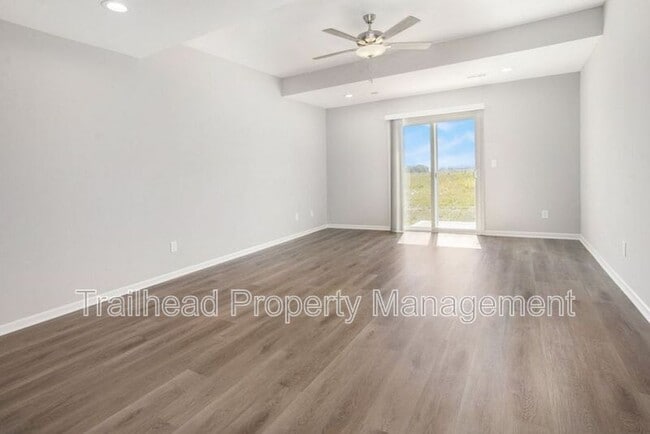 Foto del edificio - 623 Fall Meadow Ln