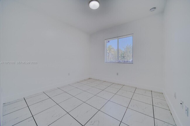 Foto del edificio - 14710 NE 7th Ct