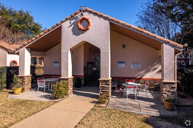 Foto del edificio - Waxahachie Village