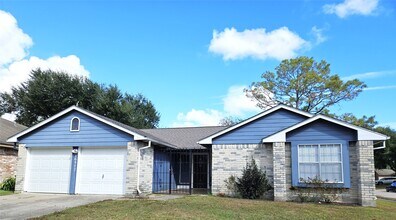 Building Photo - 16927 Barkentine Ln