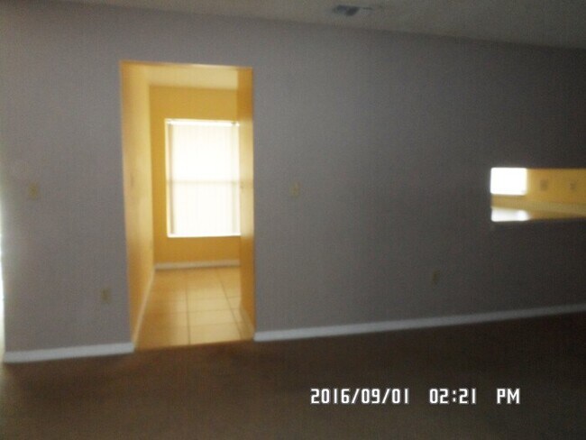 Building Photo - Villa in Coopersmith Village Poinciana