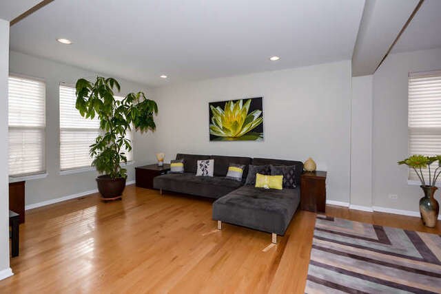 Foto del edificio - 878 Forest View Way