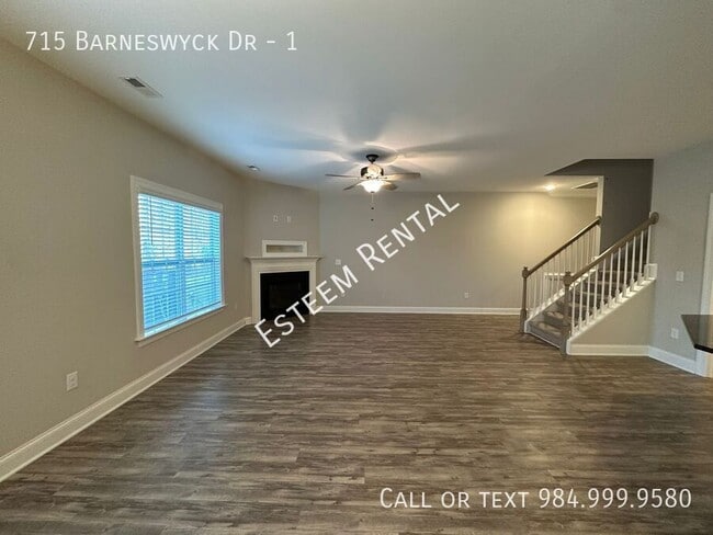 Foto del edificio - 715 Barneswyck Dr