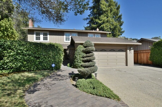 Building Photo - 22 Mt Wittenburg Ct