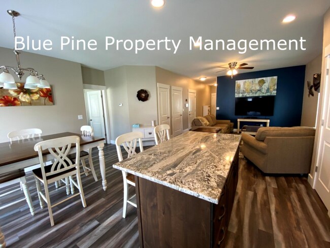 Building Photo - 1202 Monarch Ridge