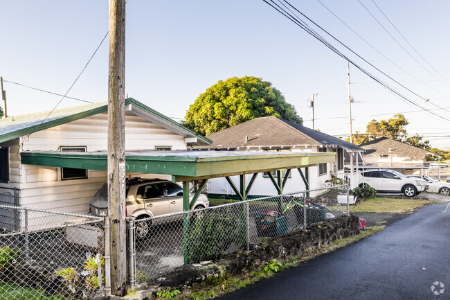 Car Port - 1747 Lanakila Ave