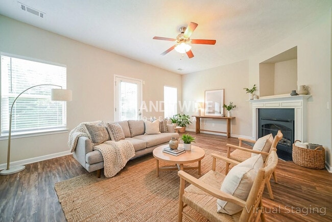 Foto del edificio - 2373 Bigwood Trail