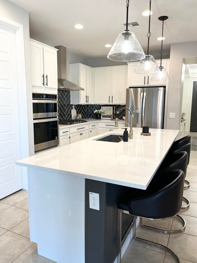 Foto principal - 22873 E Marsh Rd