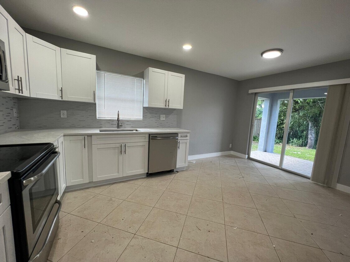 305 Walker Ave, Greenacres, FL 33463 House Rental in Greenacres, FL