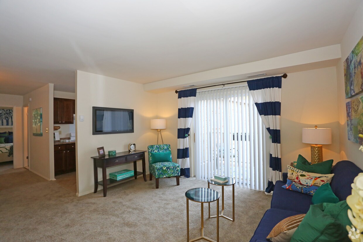 Stage Coach / Olde Stage / Severn Square Apartments Glen Burnie, MD