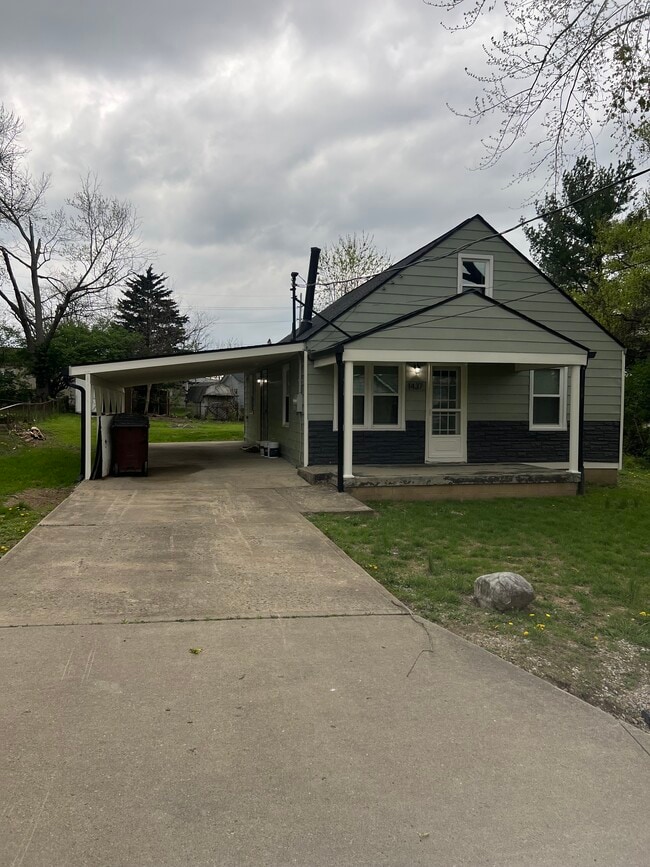Building Photo - 1437 Exeter Ave